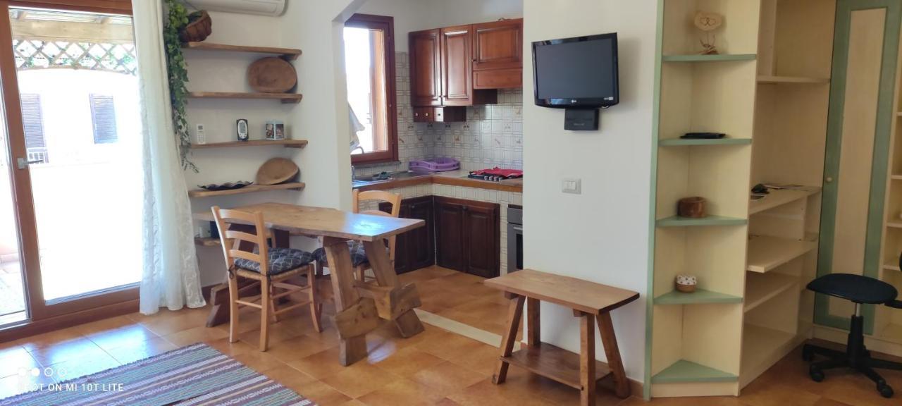 Appartamento Cisto Όλμπια Εξωτερικό φωτογραφία